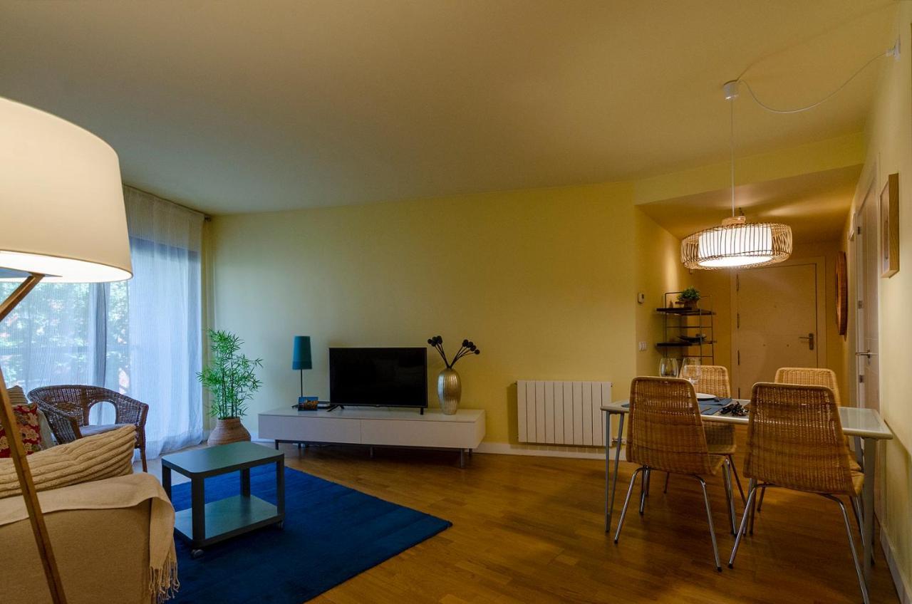 Devesa Park Apartment With Private Parking Girona Kültér fotó